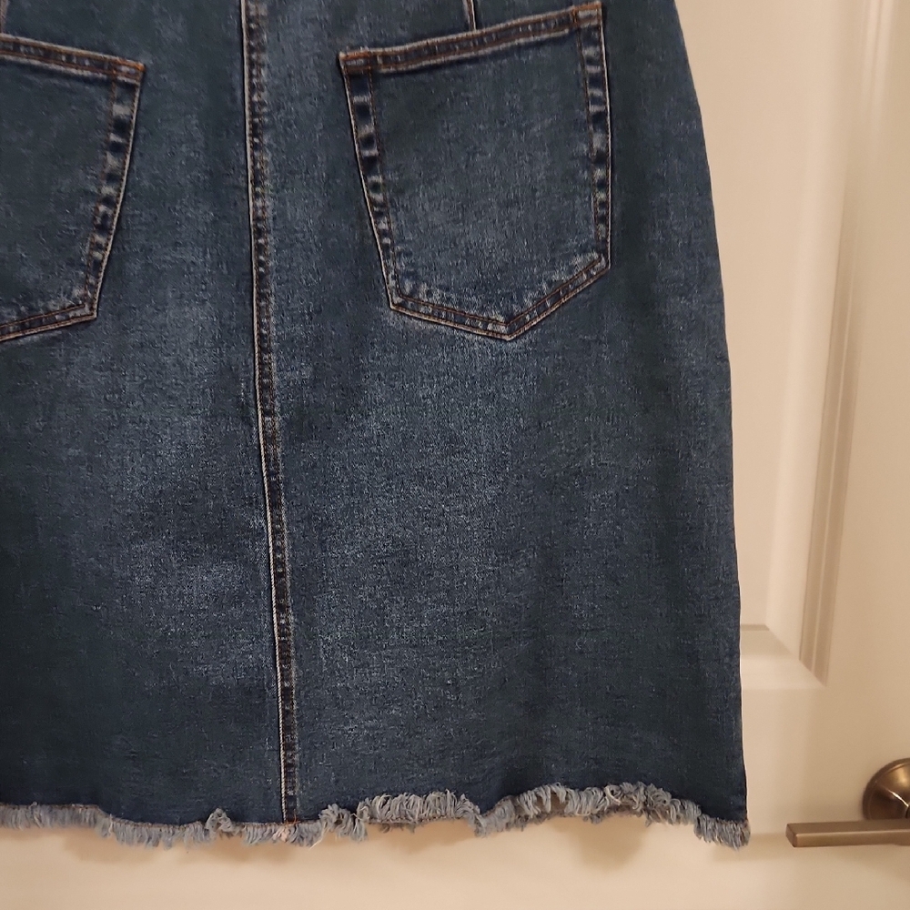 Blue Knee-Length Pencil Skirt for Casual Wear - Picture 7 of 7